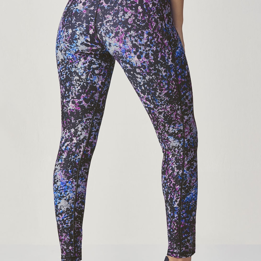 Metallic pebble print leggings